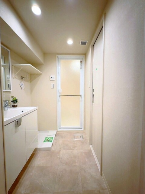 秀和幡ケ谷レジデンス 洗面室