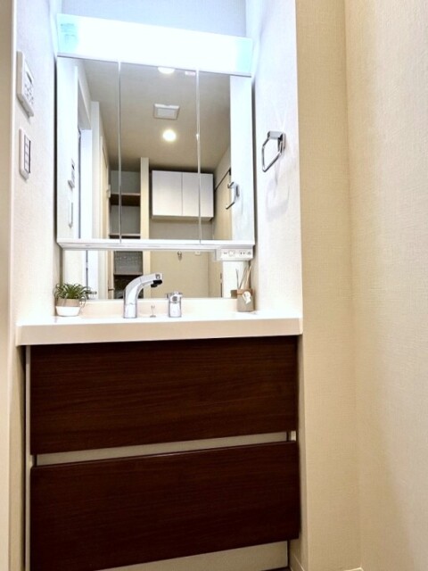 シャンボール恵比寿 洗面室 シャンボール恵比寿 洗面室