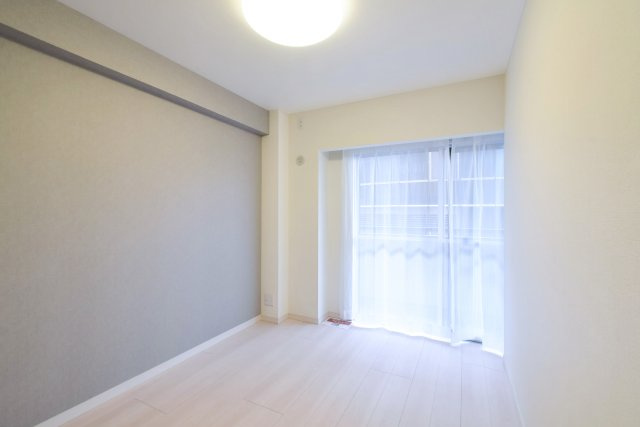 ライオンズマンション初台 洋室1