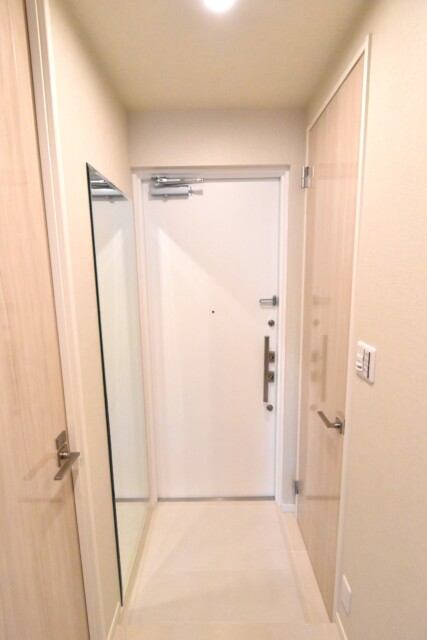 ザ・クレストタワー 玄関廊下