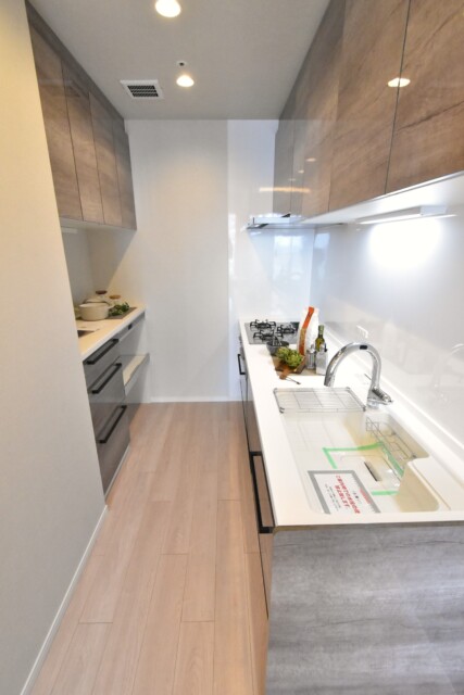 ザ・クレストタワー キッチン