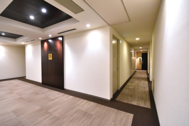 ザ・クレストタワー 共用廊下