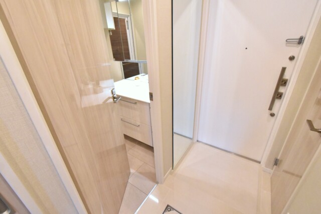 ザ・クレストタワー 洗面室