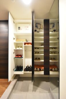 ザ・パークハウス浅草橋タワーレジデンス 玄関廊下