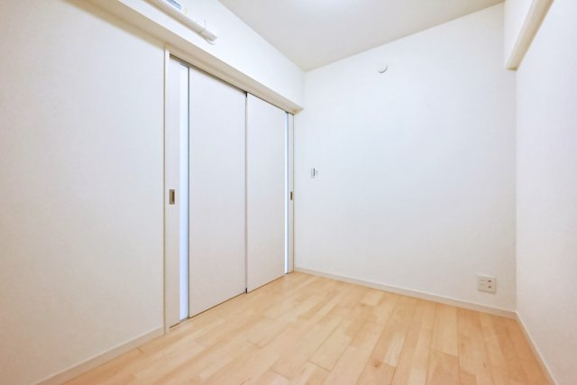 飯田橋第二パークファミリア 洋室2