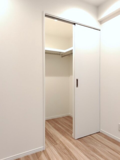 ライオンズマンション渋谷道玄坂 洋室1